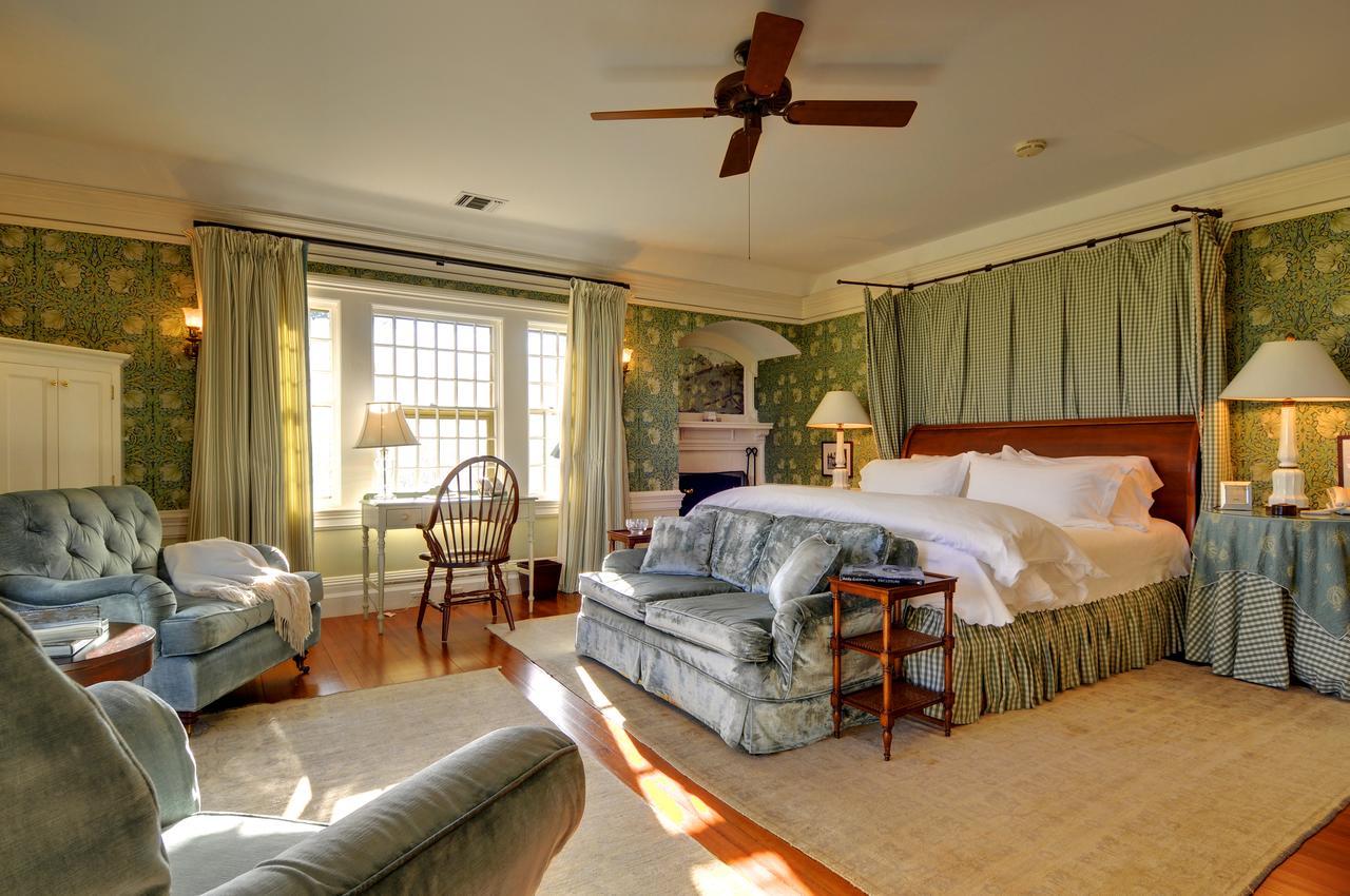 The Baker House 1650 Bed and Breakfast East Hampton Eksteriør billede